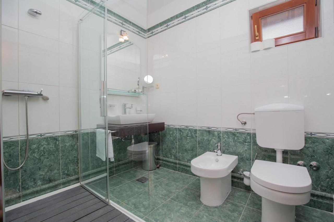 Rooms Plava Laguna พรีมอชเตน ภายนอก รูปภาพ